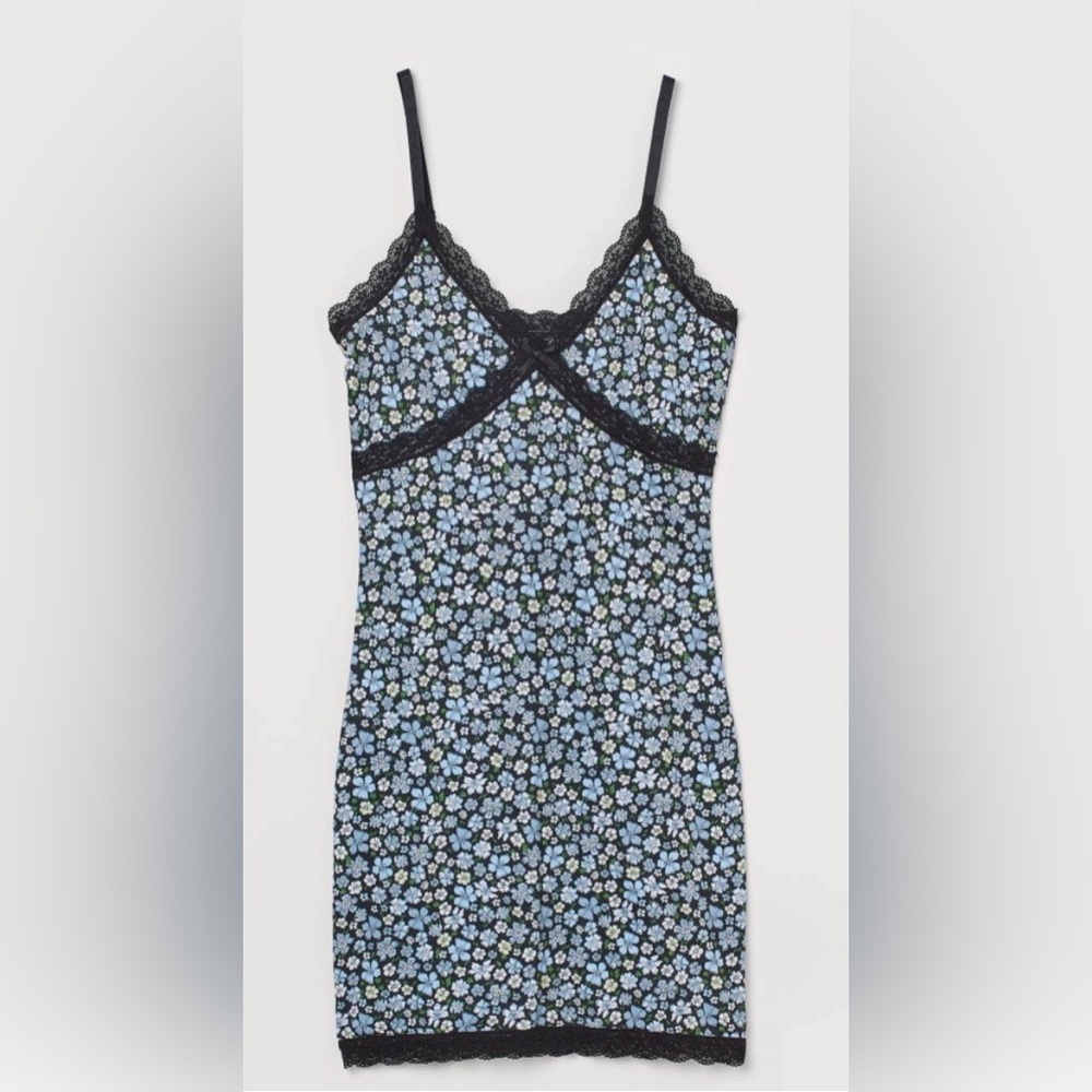 Divided H&M Black and Blue Ribbed Lace Mini Dress SIZE: Medium